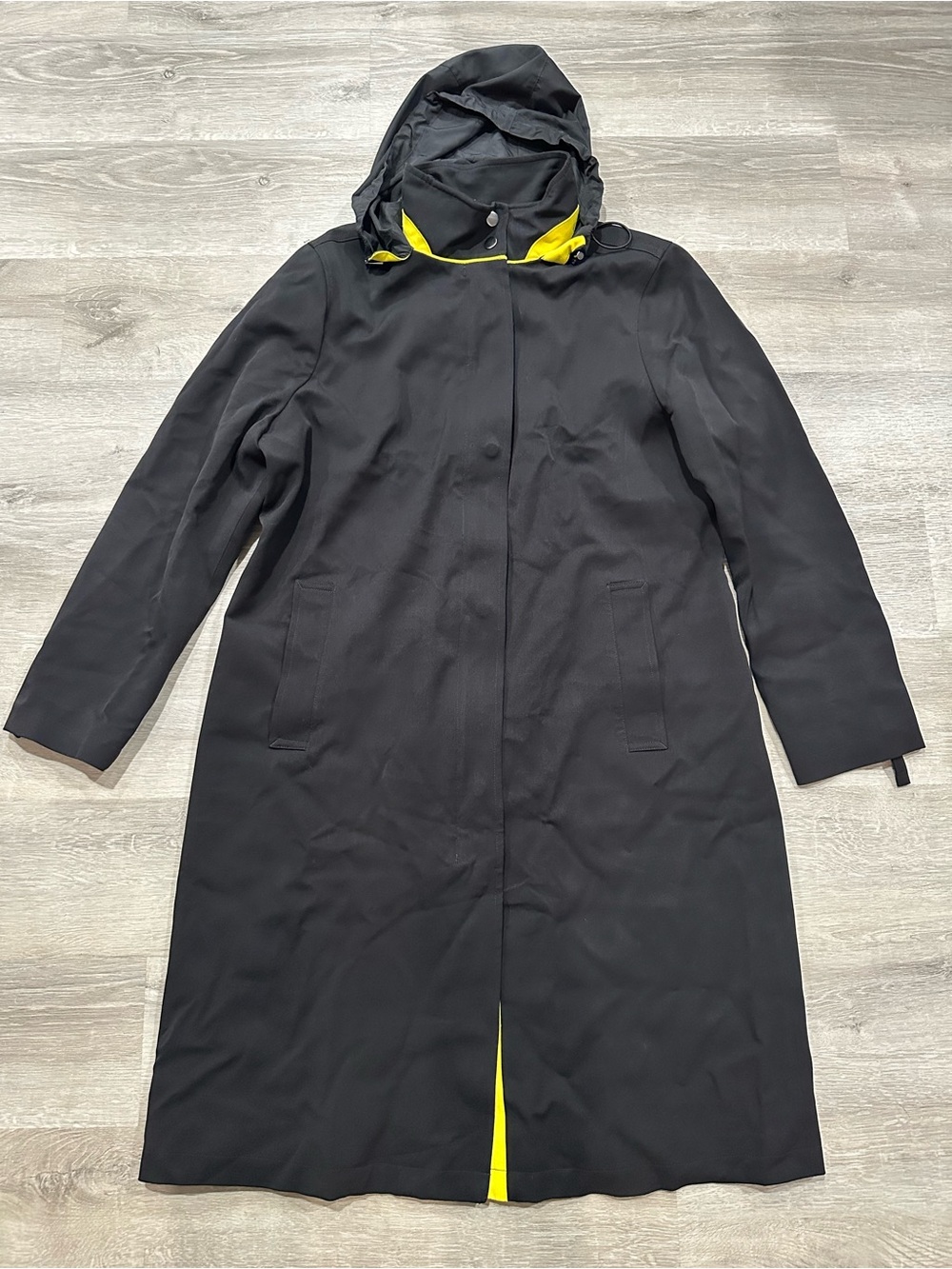 I362 Spirit Airlines Coat Womens M Black Long Overcoat Snap Front Pockets